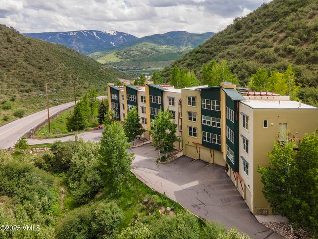 I27 - 511 Metcalf Rd, Condo with 2 bedrooms, 2 bathrooms and 2 parking in Avon CO | Image 23