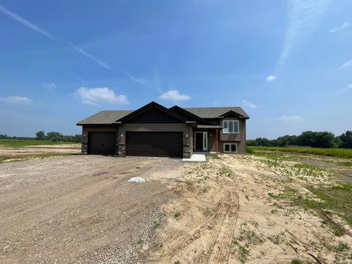 2564 341st Ave Nw, Cambridge, MN, 55008-7547 | Card Image