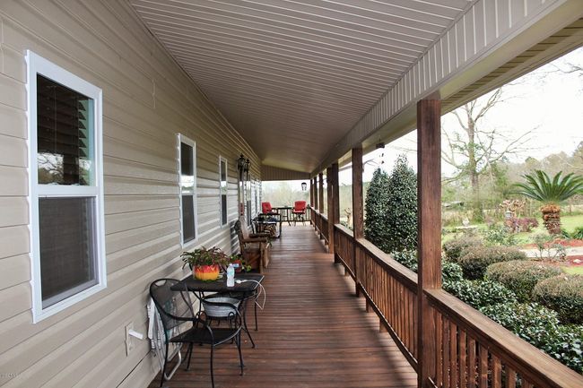 Porch | Image 31