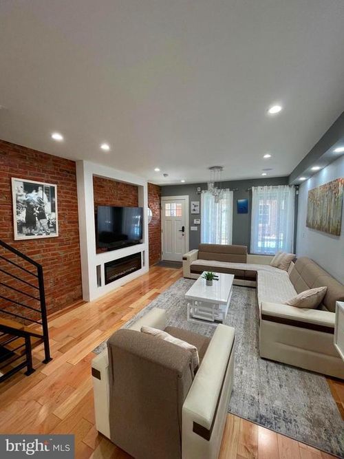 1822 Gerritt St, PHILADELPHIA, PA, 19146-4630 | Card Image
