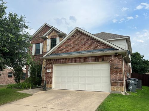2821 Lone Ranger Trl, Little Elm, TX, 75068-7323 | Card Image