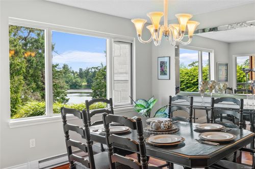 103-105 Gorge Rd E, Victoria, BC, V9A6Z3 | Card Image