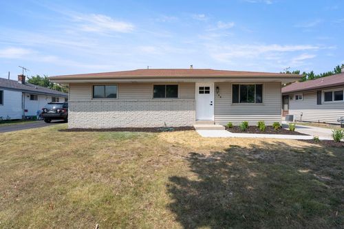 164 W Uncas Avenue, Milwaukee, WI, 53207 | Card Image