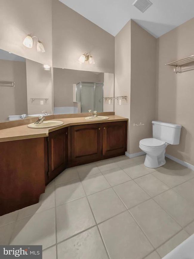 31 - 112 Lantern Ct, Townhouse with 3 bedrooms, 3 bathrooms and null parking in Yardley PA | Image 9