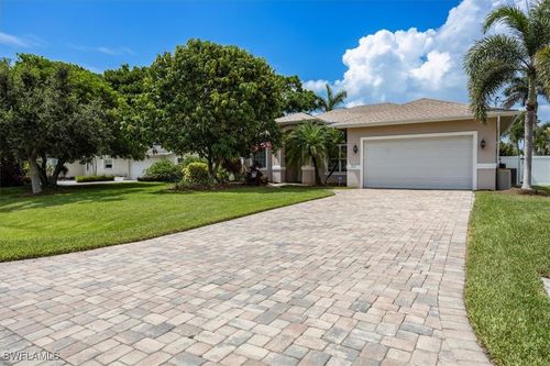 151 Fairway Cir, NAPLES, FL, 34110-1115 | Card Image