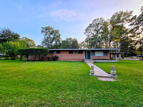 3200 Indian Springs Dr, Marshall, TX, 75672-2332 | Card Image