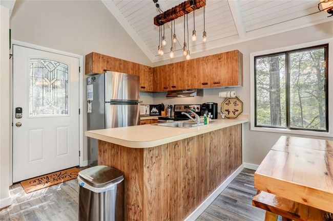 125 Wolfscratch Dr, House other with 3 bedrooms, 2 bathrooms and 2 parking in Big Canoe GA | Image 11