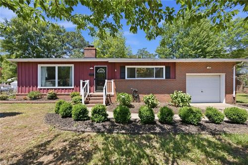 10 Barron Dr, Newport News, VA, 23608-2215 | Card Image
