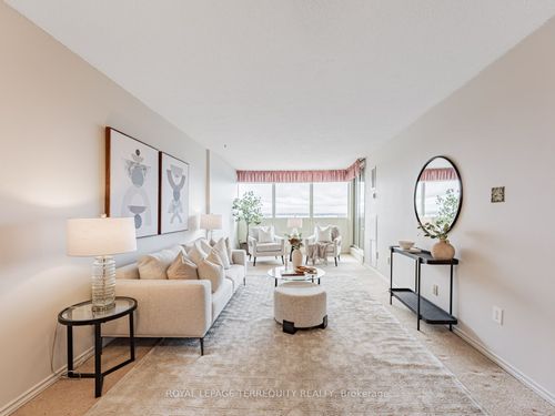 1711-44 Falby Crt, Ajax, ON, L1S3L1 | Card Image