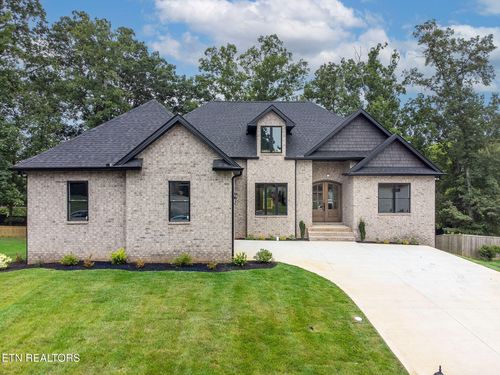 591 Yosemite Dr, Lenoir City, TN, 37771-8291 | Card Image