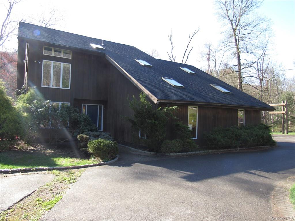 Sprout Brook Rd, Garrison, NY 10524