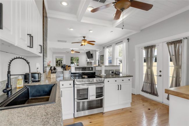 3220 W San Pedro St, House other with 2 bedrooms, 1 bathrooms and null parking in TAMPA FL | Image 18