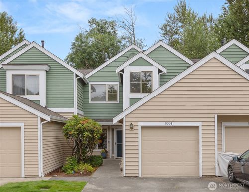 9003 158th Pl Ne, Redmond, WA, 98052-7517 | Card Image