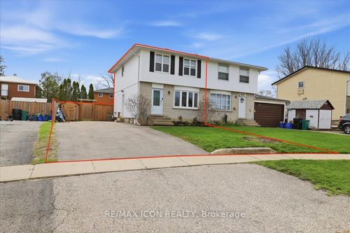 108 Astor Cres, New Hamburg, ON, N3A2B9 | Card Image