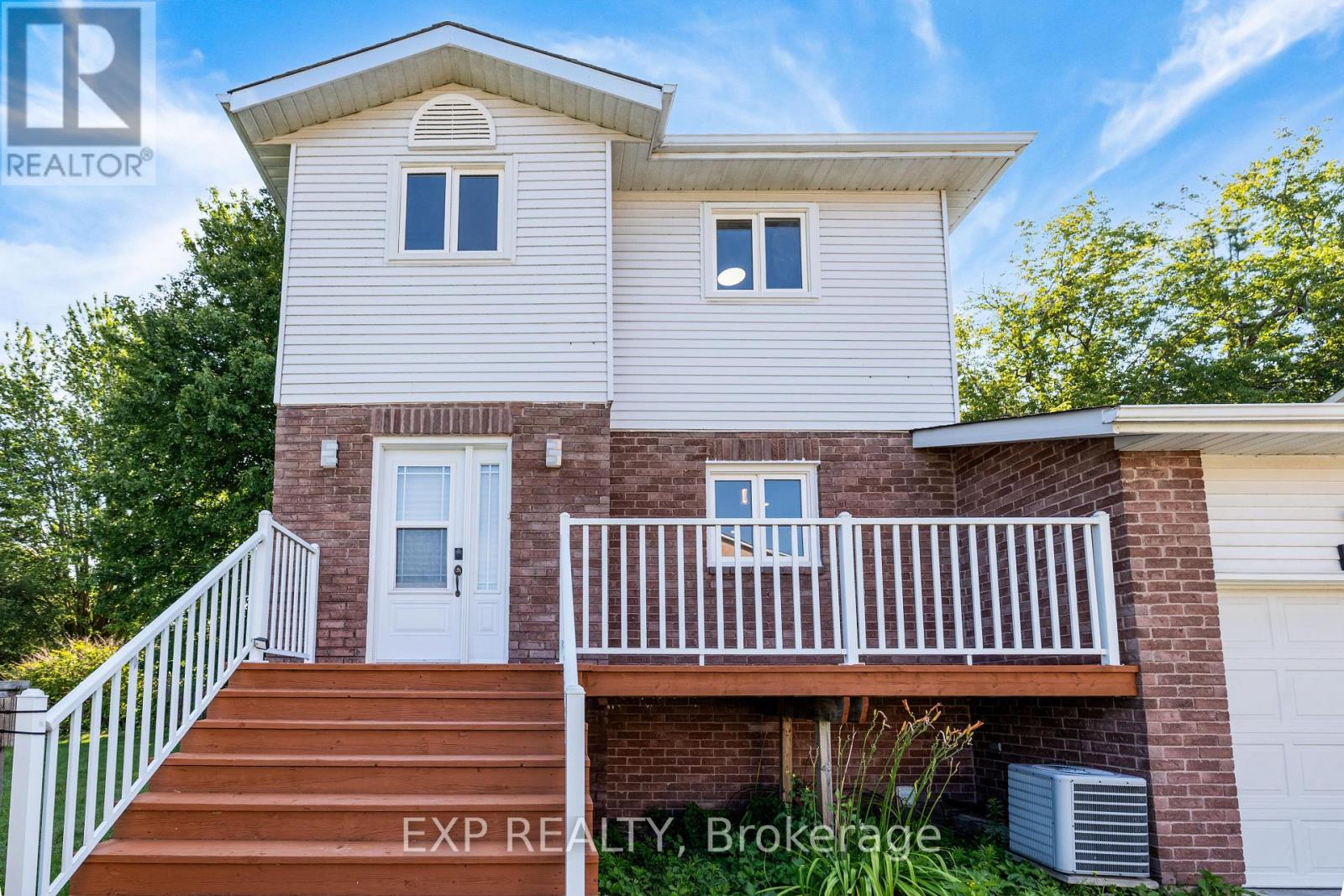 Residential in Georgina (Keswick South) 2