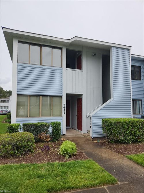 2914 Lyme Regis Quay, Virginia Beach, VA, 23452-8019 | Card Image