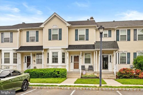 28 Amesbury Ct, Robbinsville, NJ, 08691-4002 | Card Image