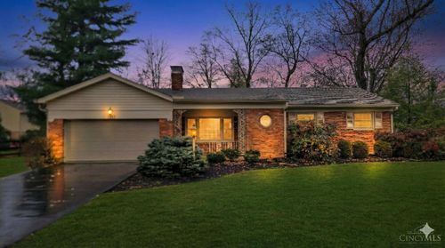 7963 Mitchell Farm Ln, Montgomery, OH, 45242-6436 | Card Image