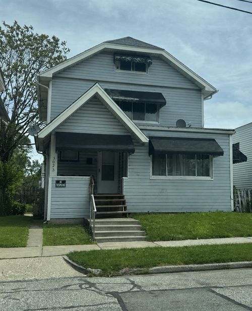 3023 French St, Erie, PA, 16504-1066 | Card Image