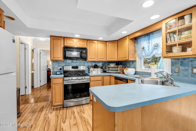 404 Adamston Rd, House other with 3 bedrooms, 2 bathrooms and null parking in Brick NJ | Image 11