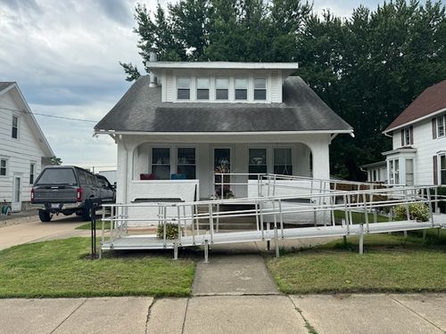 609 12th Ave, Sterling, IL, 61081-2712 | Card Image