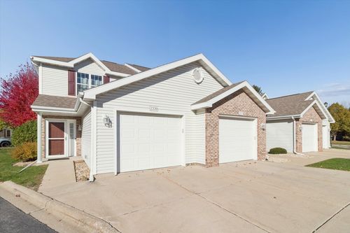 2339 Effingham Way, Sun Prairie, WI, 53590-3705 | Card Image