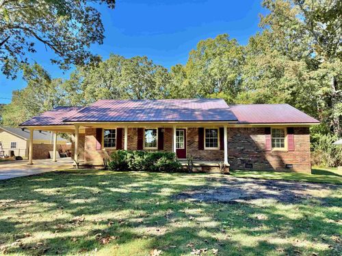 45 York Ln, Savannah, TN, 38372-8972 | Card Image