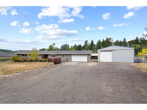 133 Delameter Ln, Castle Rock, WA, 98611-9410 | Card Image