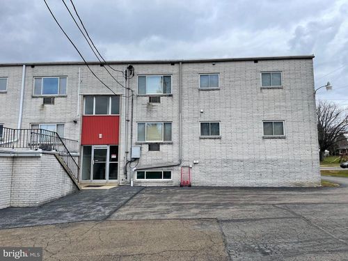 apt-4-215 W 4th St, QUARRYVILLE, PA, 17566-1135 | Card Image