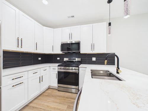 b-6624 S Champlain Avenue S, Chicago, IL, 60637 | Card Image