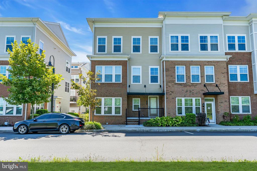 Green St, North Brunswick, NJ 08902