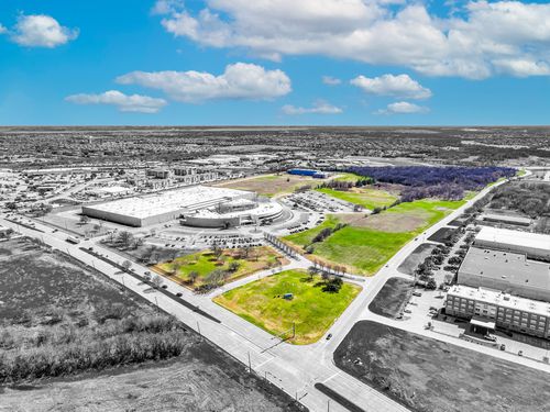 611 Sanden Blvd, Wylie, TX, 75098-4923 | Card Image