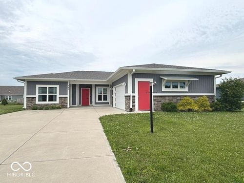 646 N Sobota Way, Trafalgar, IN, 46181-9338 | Card Image