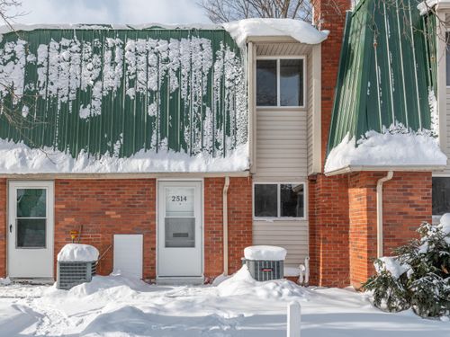 2514 Townhouse Ln, Kalamazoo, MI, 49001-4522 | Card Image