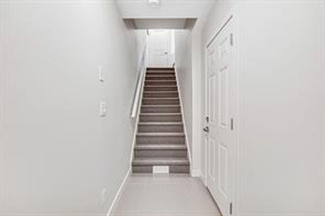 51 Sherwood Row Nw, Home with 2 bedrooms, 2 bathrooms and 3 parking in Calgary AB | Image 31