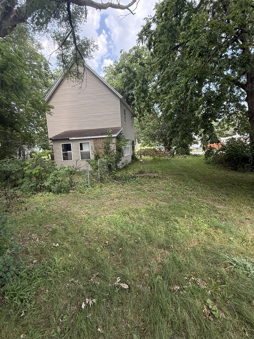 Residential in Rock Island 3