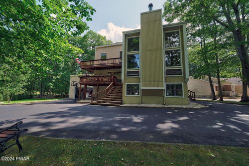 162 Yacht Club Dr, Greentown, PA, 18426-7516 | Card Image