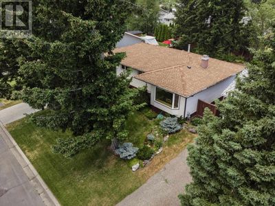 378 Mcpherson Pl, House other with 5 bedrooms, 2 bathrooms and null parking in Prince George BC | Image 2