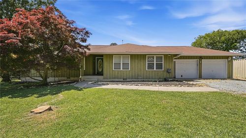 936 Cowboy Sams Ln, Trenton, GA, 30752 | Card Image