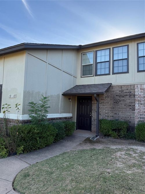 13813 Crossing Way W, Edmond, OK, 73013-4762 | Card Image