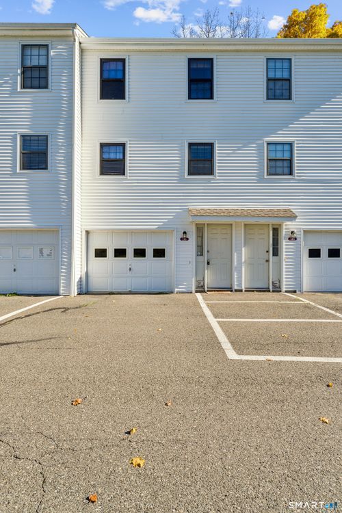 116-116 Aspetuck Vlg, New Milford, CT, 06776-5620 | Card Image