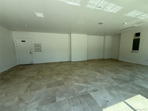 129-19 101st Ave, South Richmond Hill, NY, 11419-1573 | Card Image