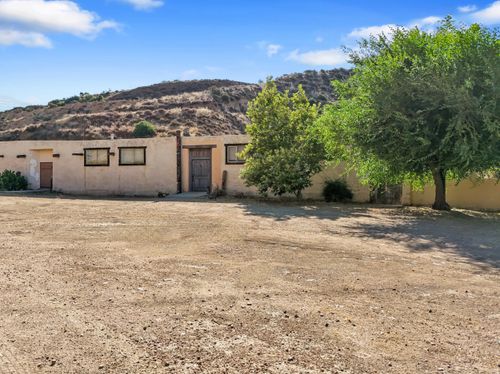 13684 Sierra Hwy, Santa Clarita, CA, 91390 | Card Image