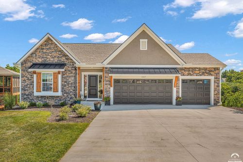 1347 Kanza Dr, Lawrence, KS, 66049-5036 | Card Image