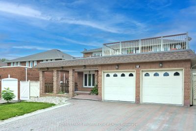 70 Vineyard Crt, House other with 4 bedrooms, 4 bathrooms and 5 parking in Woodbridge ON | Image 1