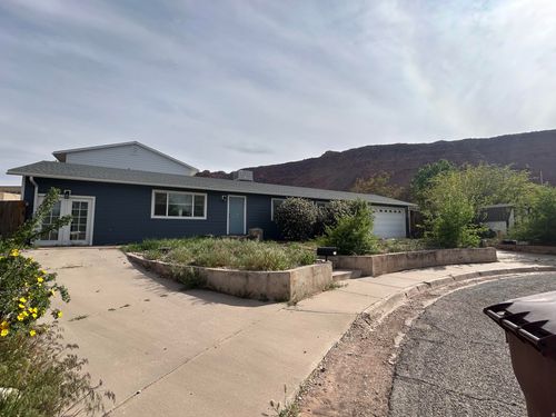 450 Minor Ct, Moab, UT, 84532-3069 | Card Image