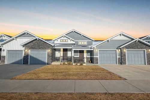 12572 Crestmont Blvd Sw, Calgary, AB, T3B6J5 | Card Image