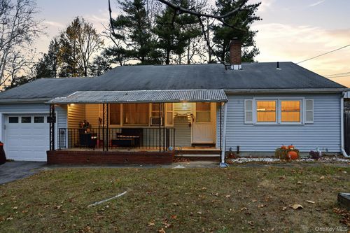 6 Liss Rd, Wappingers Falls, NY, 12590-1609 | Card Image