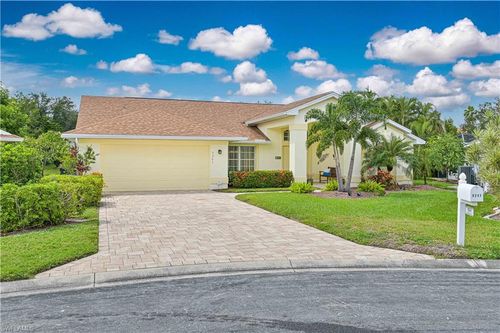 9241 Bramble Ct, FORT MYERS, FL, 33919-8352 | Card Image