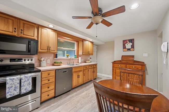 2222 Windsor Cir, House other with 3 bedrooms, 1 bathrooms and null parking in BROOMALL PA | Image 9
